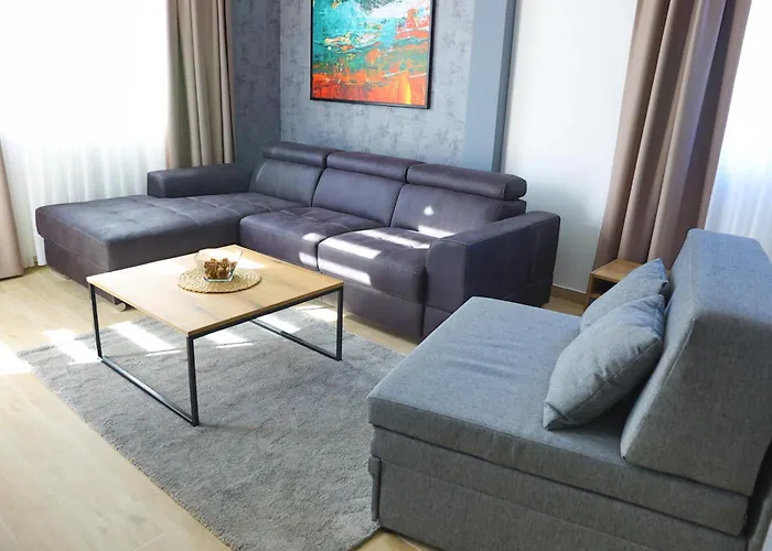 Apartmens In Apartment *